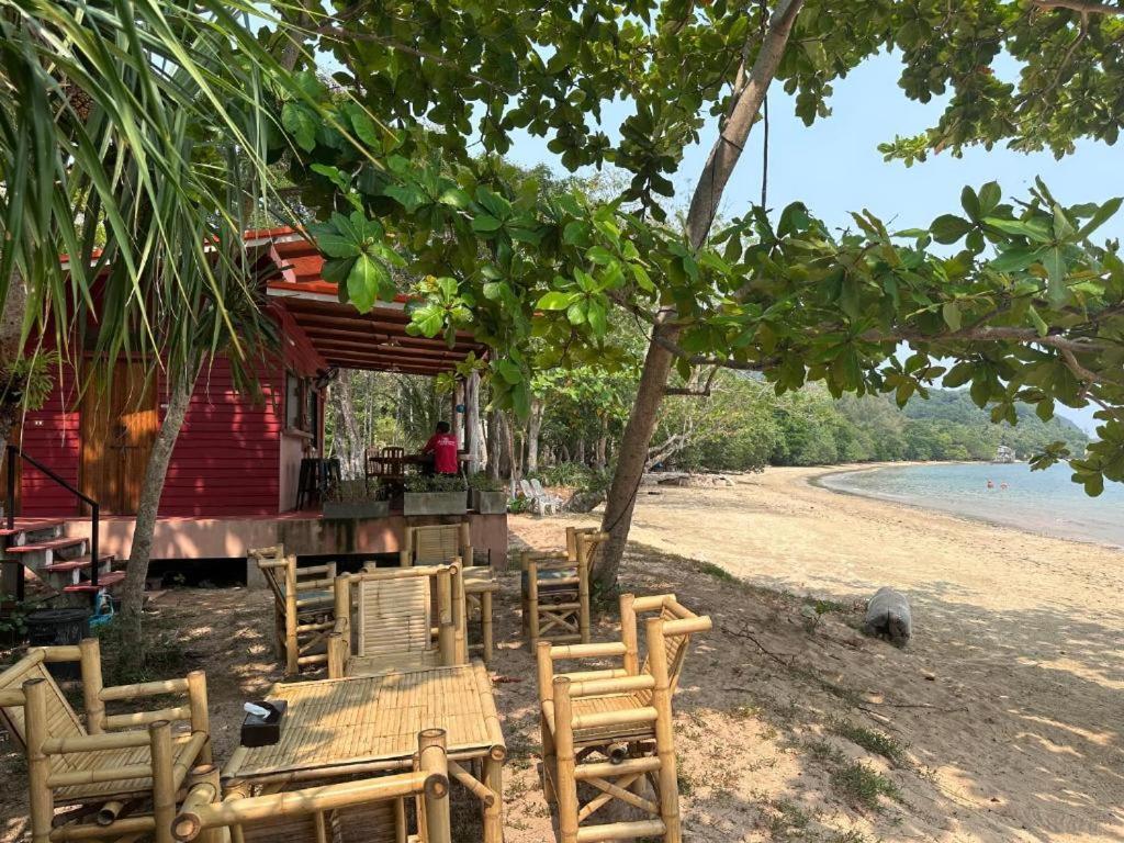 披曼浦别墅酒店 俊穆岛 外观 照片